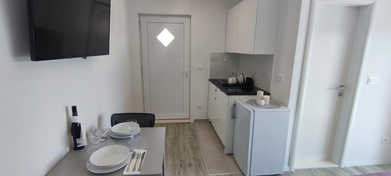 Rooms Lucky Makarska Dış mekan fotoğraf